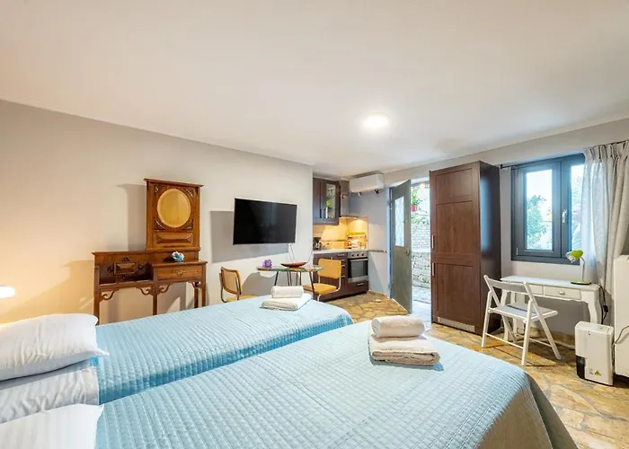 Harmony Suite Garden